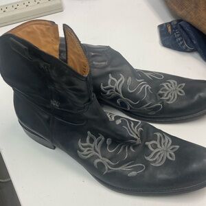 Kenneth Cole New York Black and Gray Cowboy Boots 11.5 leather made in Italy